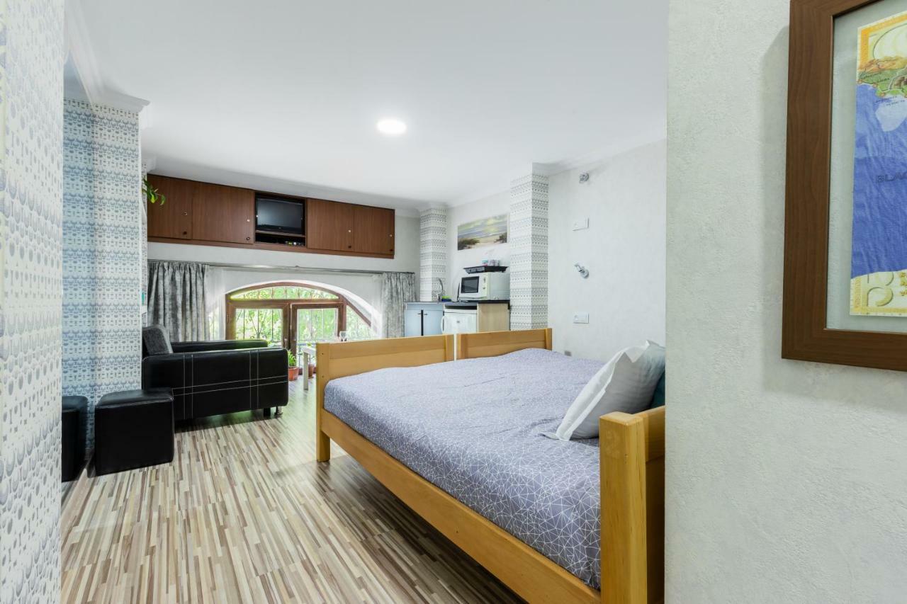 Hb Apartments Akhvelediani II Tiflis Exterior foto